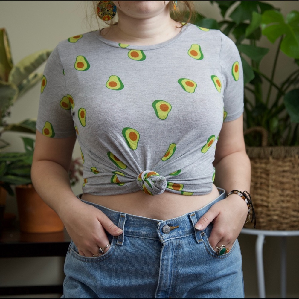 Avocado print graphic t-shirt